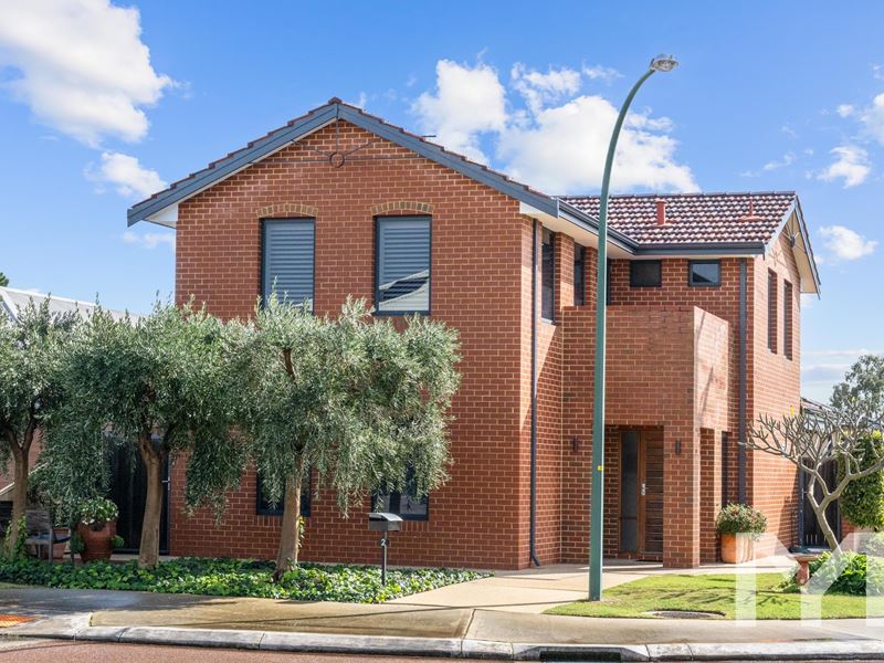 2 Keady Way, Beaconsfield WA 6162