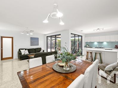 2 Keady Way, Beaconsfield WA 6162