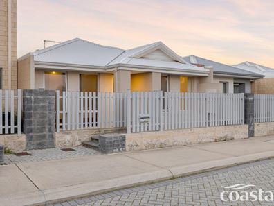 37 Tallering Way, Golden Bay WA 6174