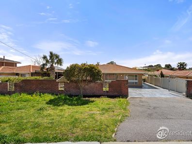 30 Blackwood Avenue, Hamilton Hill WA 6163