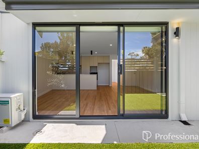32A Finchley Crescent, Balga WA 6061