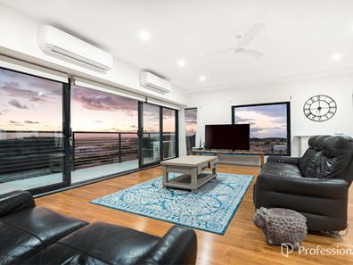 2 Abrolhos Close, Greenough WA 6532