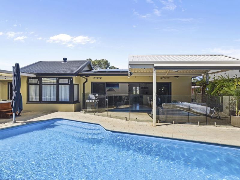38 Priestley Street, Embleton WA 6062
