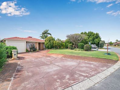 8 Argosy Place, Morley WA 6062
