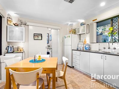 22 Coniston Way, Balga WA 6061