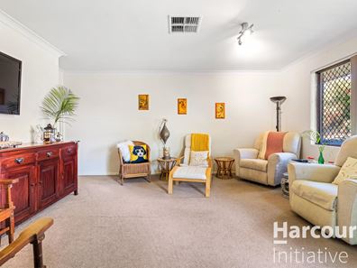 22 Coniston Way, Balga WA 6061