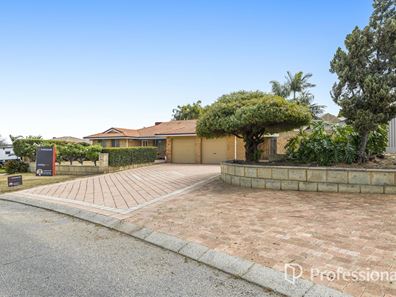 30 Peregrine Drive, Kingsley WA 6026