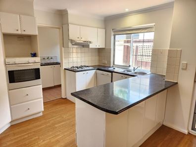 2/15 Teague Street, Burswood WA 6100