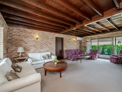 20 Jannali Way, San Remo WA 6210