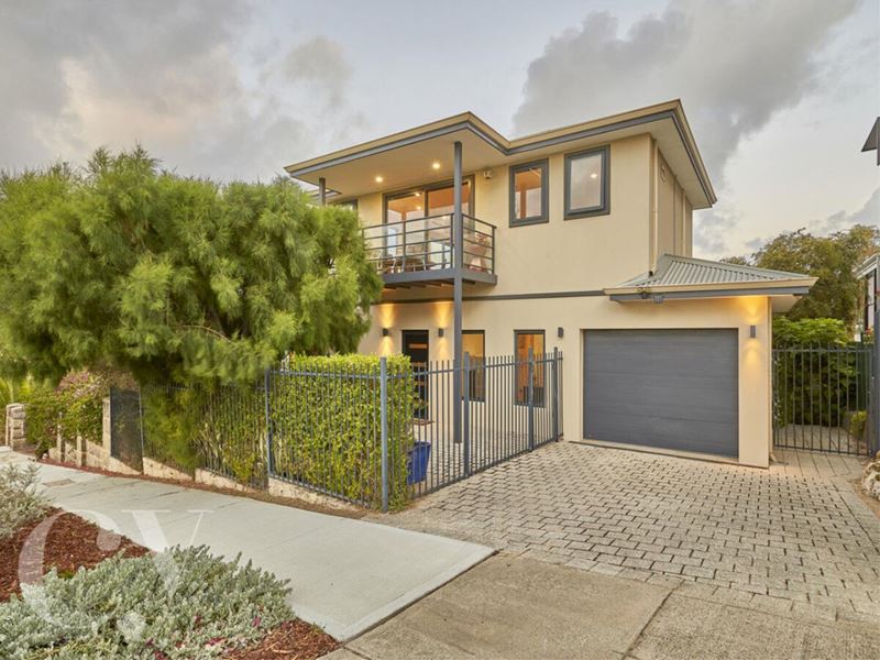 16 Swanbourne Street, Fremantle WA 6160