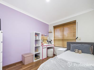 13 Goldfinch Grove, Ballajura WA 6066