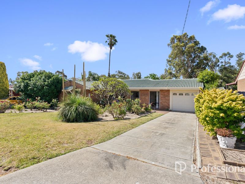 22 Christowe Drive, Swan View