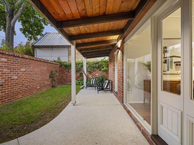 73B Thompson Road, North Fremantle WA 6159