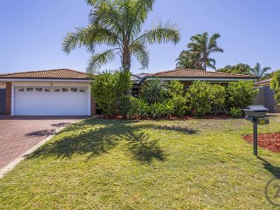 37 Everlasting Retreat, Halls Head WA 6210