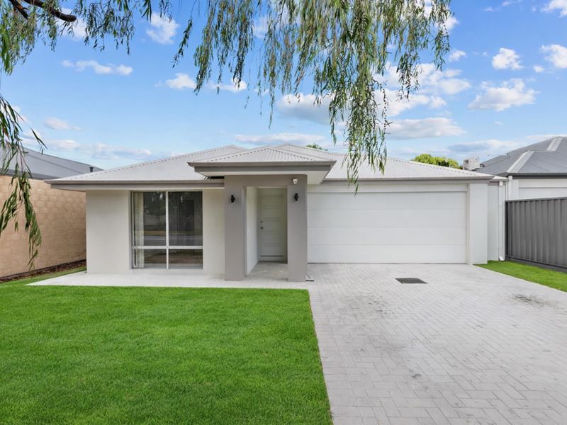2A Pegus Street, Thornlie WA 6108