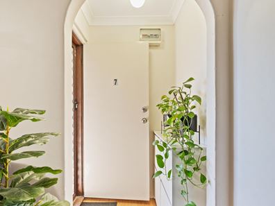 7/13 Strickland Street, South Bunbury WA 6230