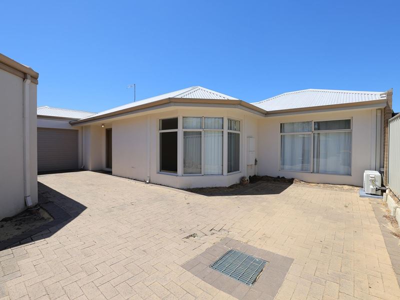 4/156 Streich Avenue, Kelmscott