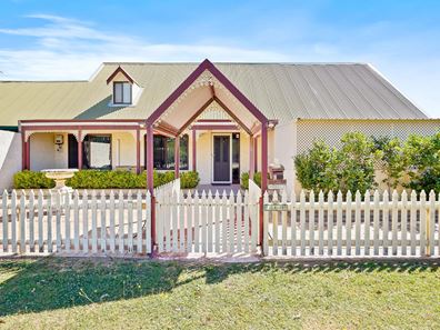 1/7 Glauert Road, Coodanup WA 6210