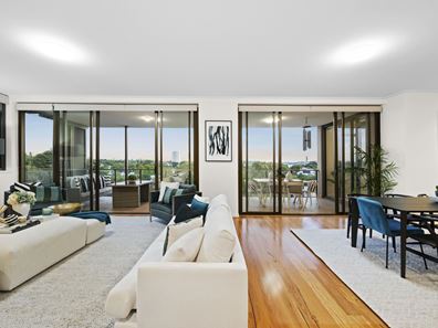 27/1 Freshwater Parade, Claremont WA 6010