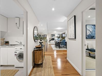 27/1 Freshwater Parade, Claremont WA 6010