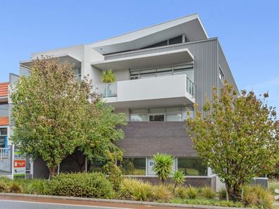 4/171 Labouchere Road, Como WA 6152