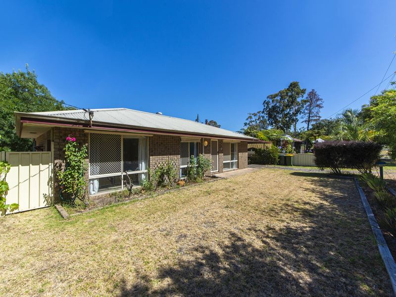 28 North Street, Nannup WA 6275