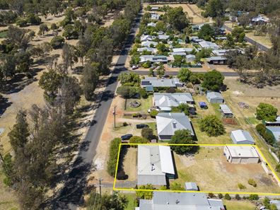 28 North Street, Nannup WA 6275