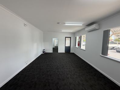 25 Albert Street, Busselton WA 6280