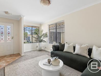 3/2 Mayfair Street, Nollamara WA 6061