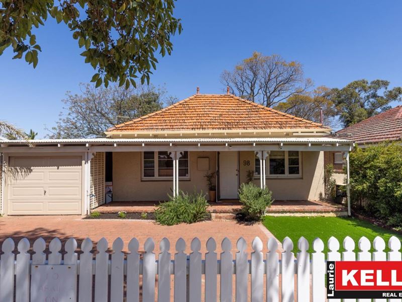 98 Leake Street, Belmont