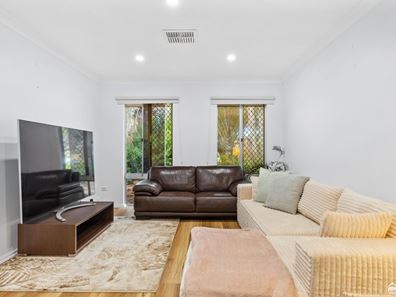 30 Wilcannia Way, Armadale WA 6112