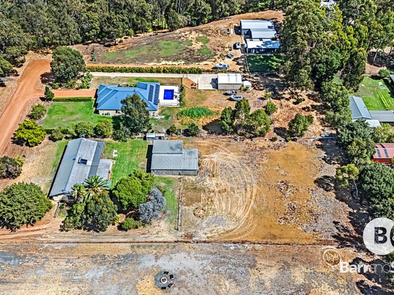 11 Reynolds Road, Capel WA 6271