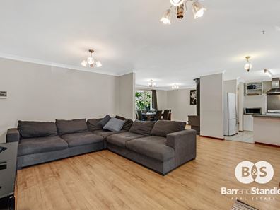 11 Reynolds Road, Capel WA 6271
