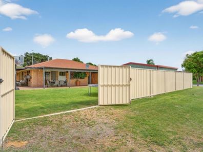 3 Britannia Place, Port Kennedy WA 6172