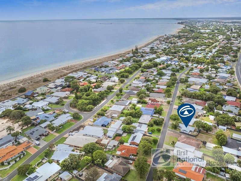 14 Derek Street, West Busselton