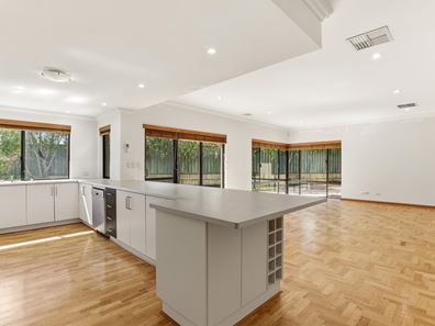 44 Clearwater Way, Singleton WA 6175