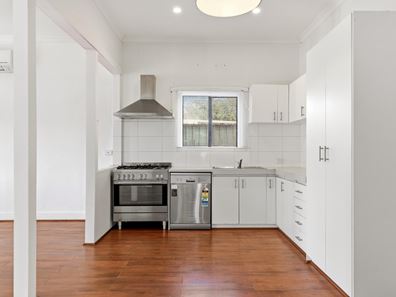 121 South Western Highway, Waroona WA 6215
