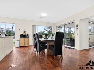 34 Yarraman Road, Waggrakine WA 6530