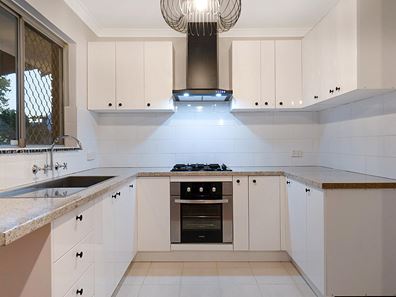42 Cordelia Road, Armadale WA 6112