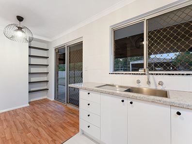 42 Cordelia Road, Armadale WA 6112
