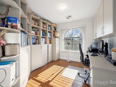 37 Sholto Crescent, Canning Vale WA 6155