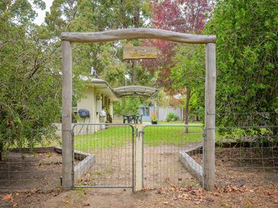 19 Capel Street, Kirup WA 6251
