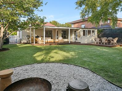 1 Walker Street, South Fremantle WA 6162