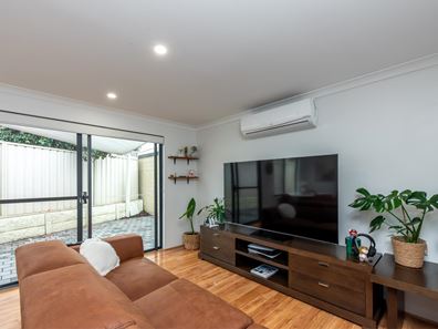 8B Lancing Way, Balga WA 6061