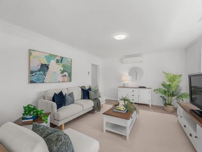 8 Norfolk Street, Forrestfield WA 6058