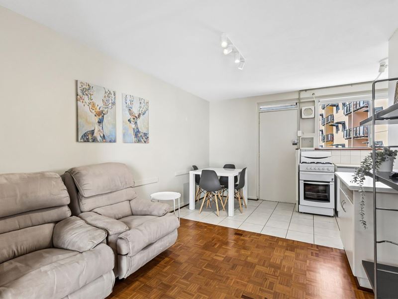 304/130A Mounts Bay Road, Perth WA 6000
