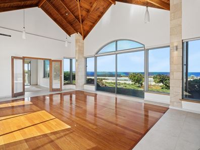 180 Arcadia Drive, Shoalwater WA 6169