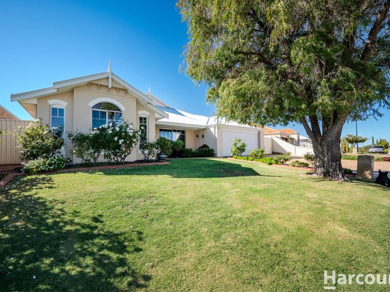 27 LaBianca Vista, Carramar
