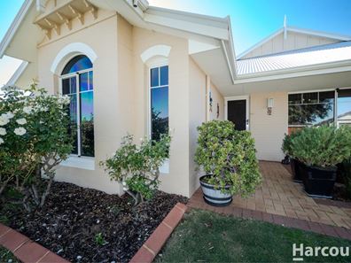 27 LaBianca Vista, Carramar WA 6031