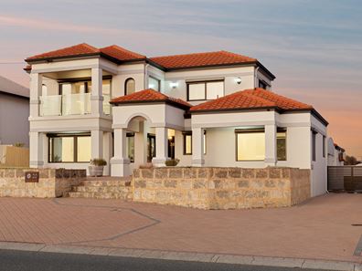 20 Warnbro Beach Road, Safety Bay WA 6169